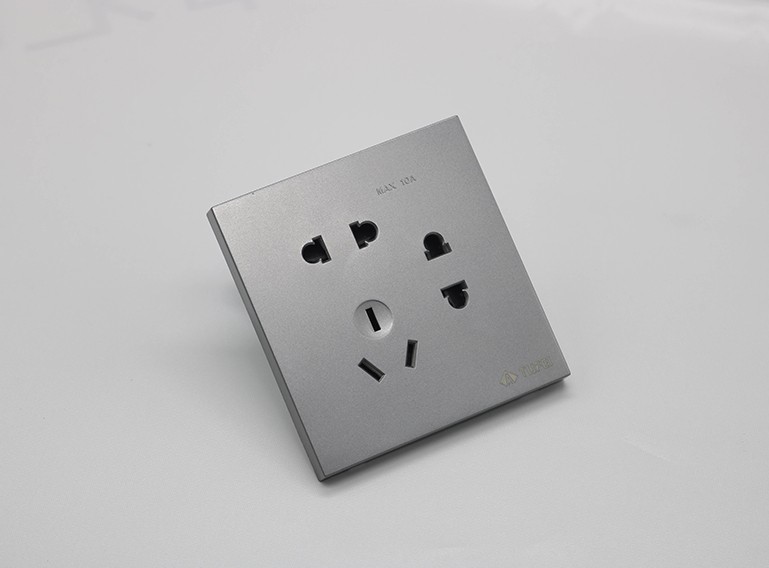 七孔